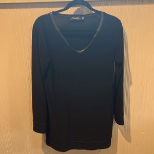 Sympli black faux leather trim detail V neck tunic. Sz 8